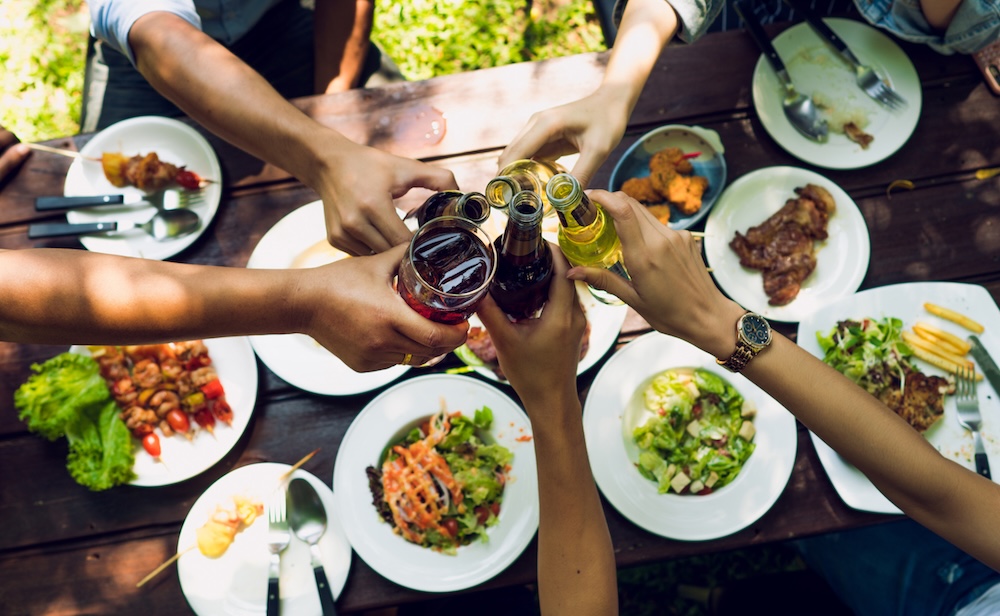 Dining Etiquette Abroad: Avoiding Cultural Faux Pas